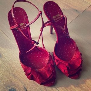 Moschino red hot heels